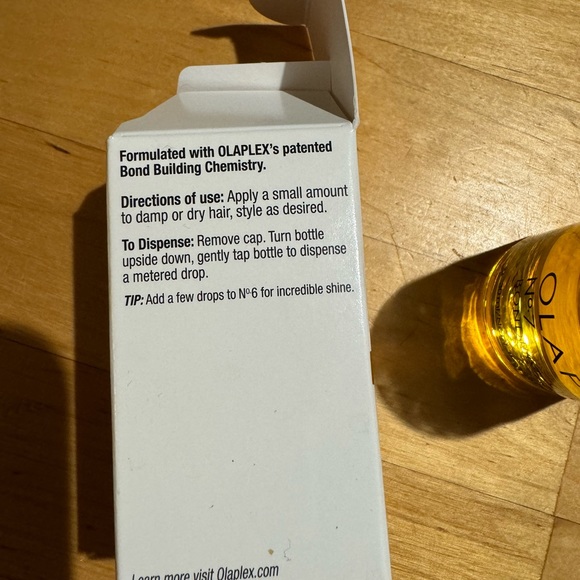 Olaplex - No. 7 Bonding Oil - 30ml / 1 FL. OZ. - Picture 3 of 4